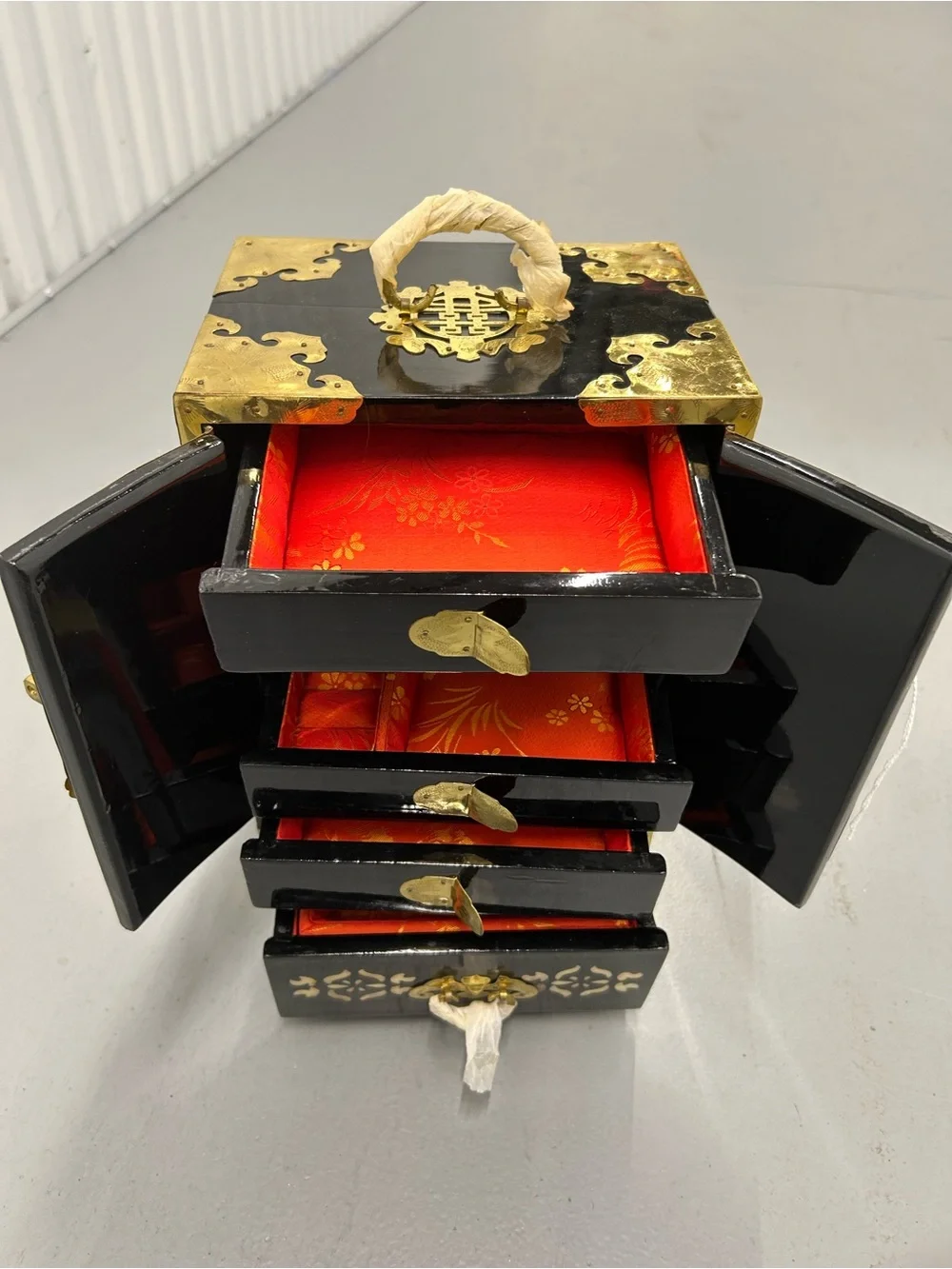 Vintage Chinese Black Lacquer Jewelry Box Cabinet Mother of Pearl Inlay Brass